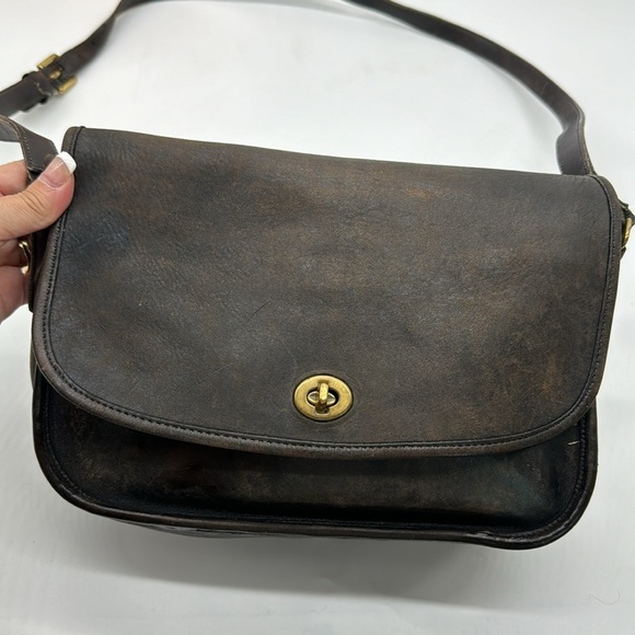 Coach Vintage Leather City Shoulder Bag Brown Flap Turn lock CP6738 - Picture 1 of 16